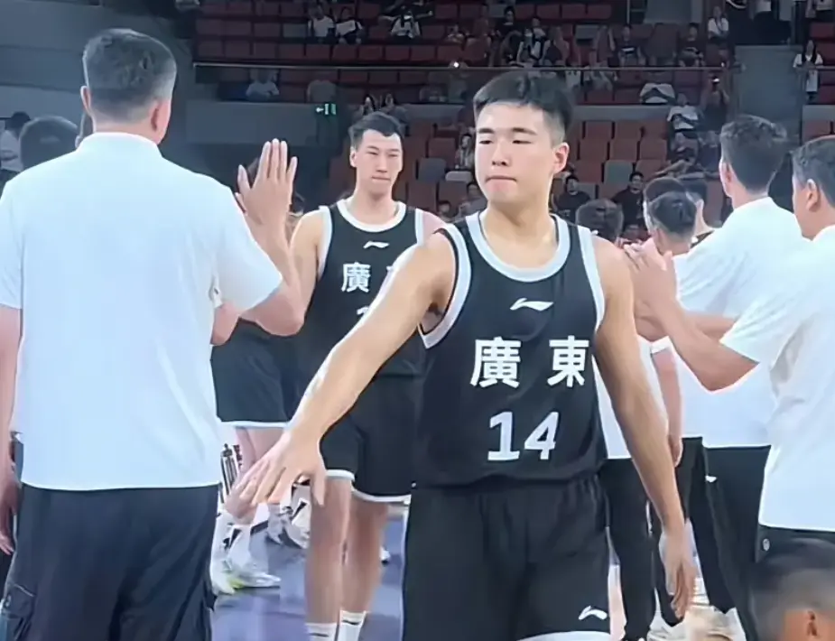 双方又签约, 练杜锋已经 双方又签约, 练杜锋已经