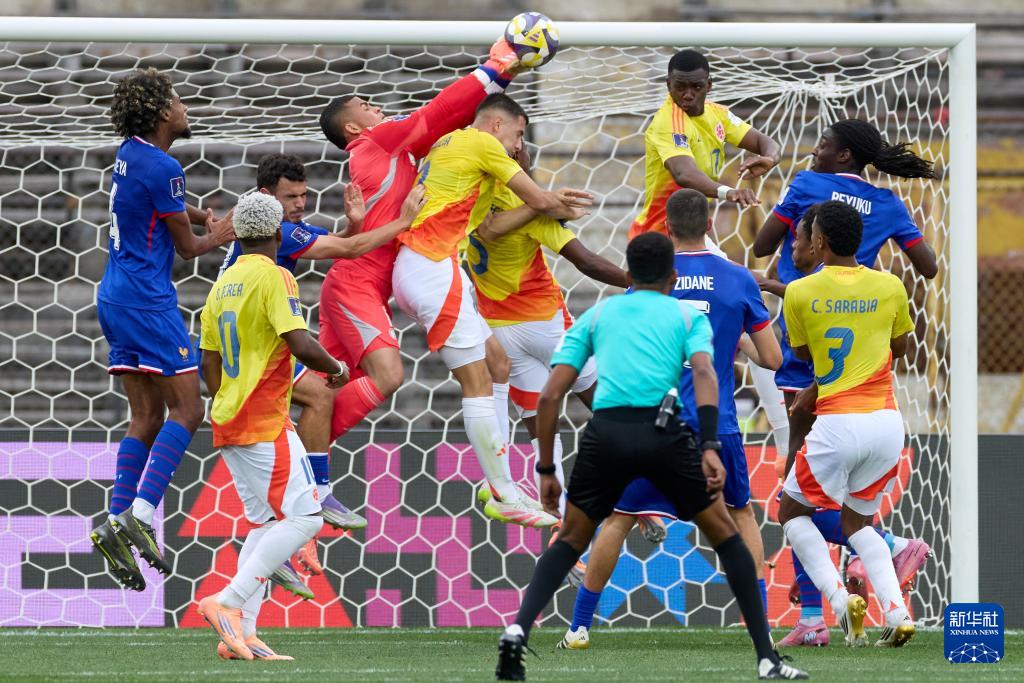 新华社记者, 亚哥进行的, 三四名决赛 新华社记者, 亚哥进行的, 三四名决赛